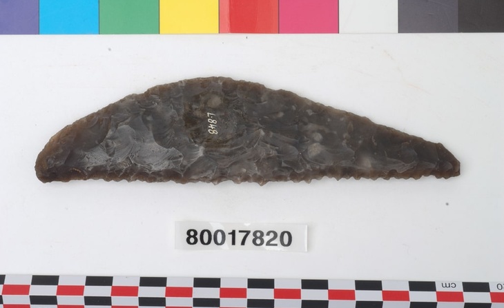  Couteau à moissonner en silex 