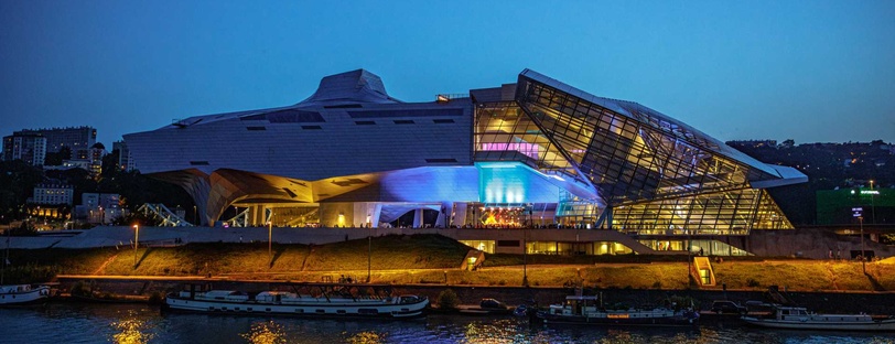Vue du musée de nuit