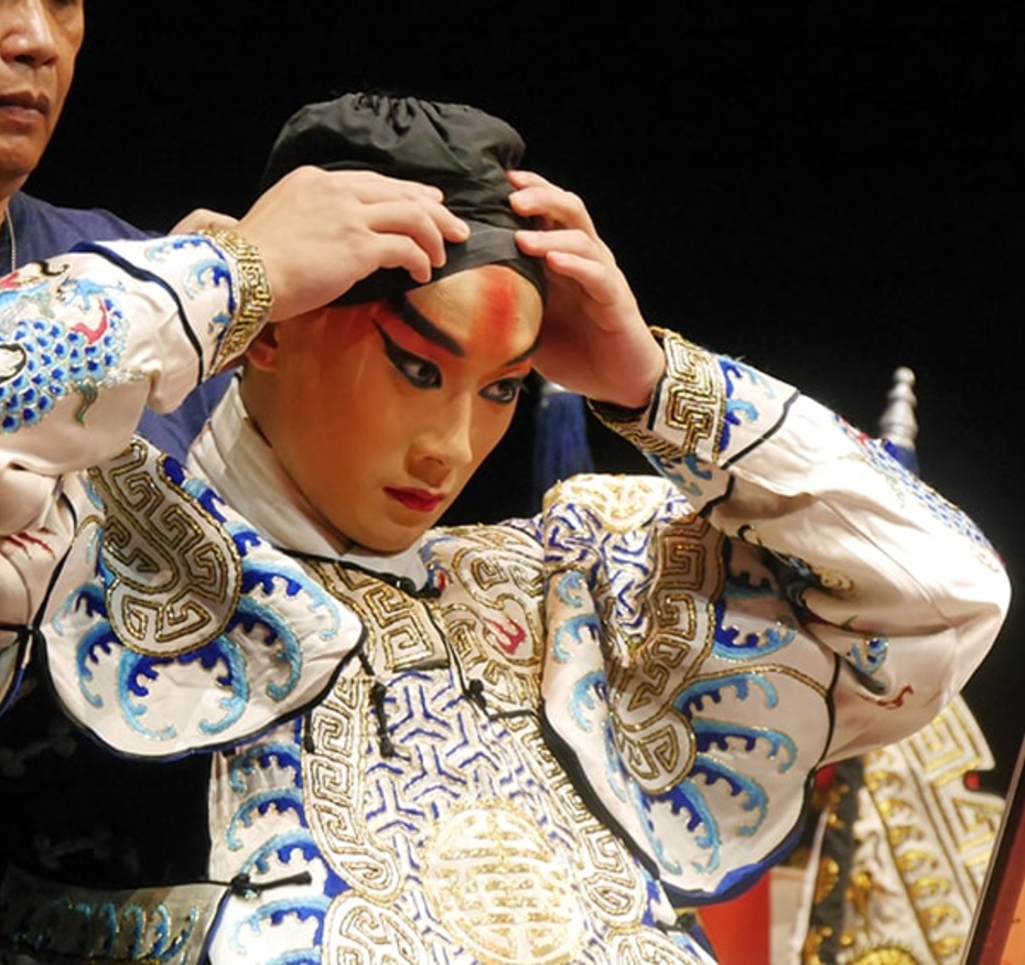 GuoGuang Opera Company