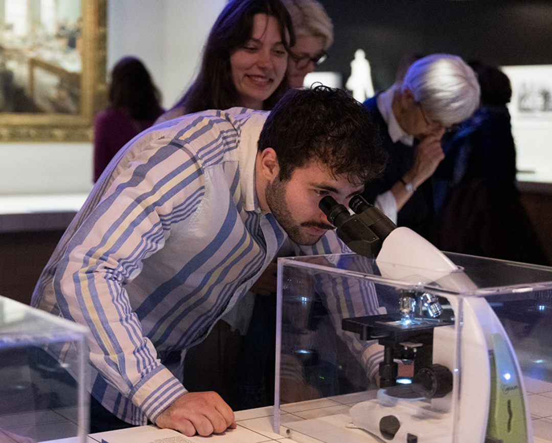 Exposition Épidémies, prendre soin du vivant