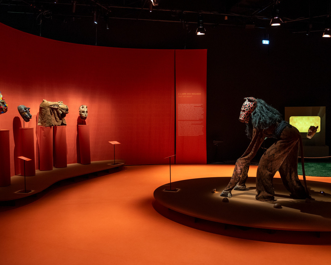 Espace de l'exposition Au mali lié au thème du secret des fêtes du sogo bò